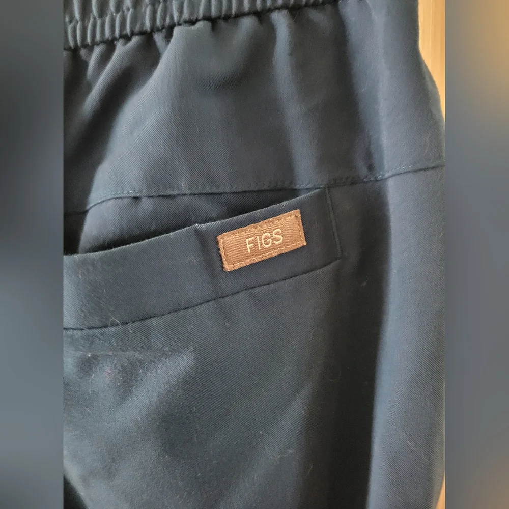 FIGS Men’s Tansen Jogger Scrub Pants Dark Teal 5-Pocket Size XS FIONx Athletic